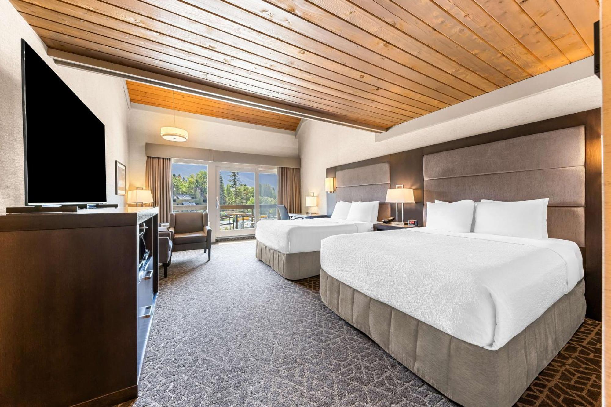 Best Western Plus Banff International Lodge Kültér fotó